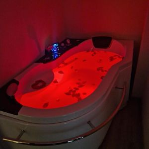 Bedroom Bathtub